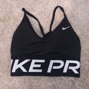 nike pro sports bra